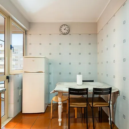 Appartamento Guestready - Charming Retreat With Balcony *